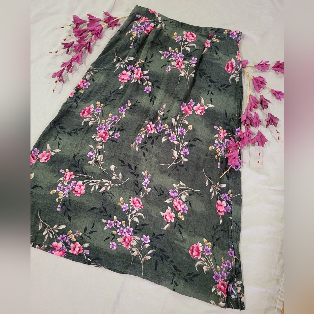 Jaclyn Smith Vintage Green Floral Skirt